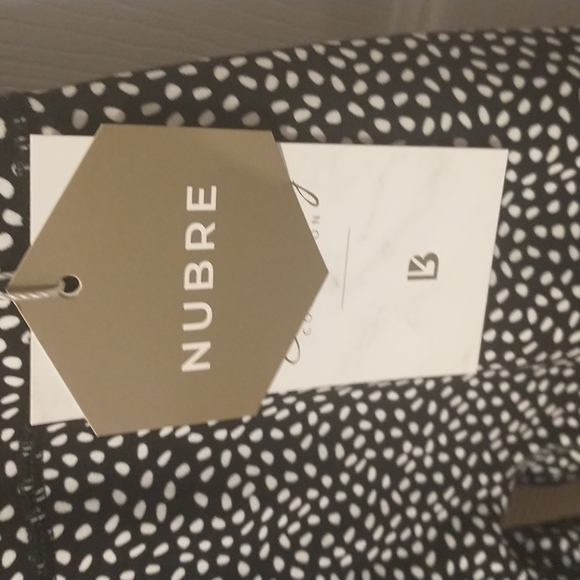 Buffbunny legacy leggings in black bossy print - Picture 7 of 9